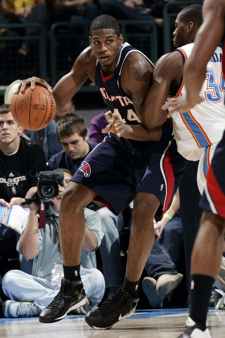 形成对比 形成对比