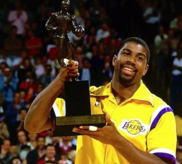 胜利离不开 胜利离不开