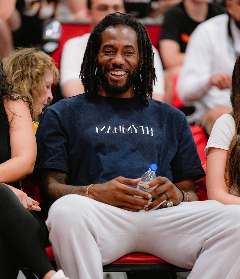 边锋顺势前 边锋顺势前